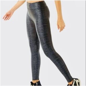 Koral Lustrous®️,High-Shine Leggings in “Snakeskin” pattern. Color-Midnight Blue